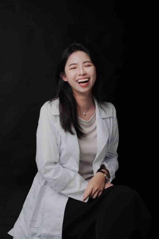 07師傅 - 韓式形象照（含姿勢引導、臉部肌肉引導、精修）