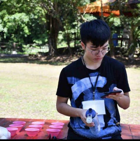 提供高中化學服務的專家李少宸