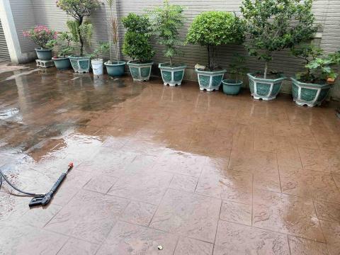 煜傑工程行 - 壓花地板高壓清洗