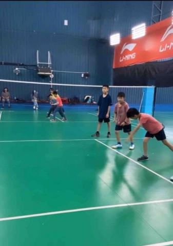 晉嘉羽球各別訓練班 - 以上為楠梓力與美羽球館