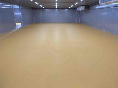 鎧騰工程 - 聚氨酯砂漿地坪（防霉抗菌）食品工廠地坪