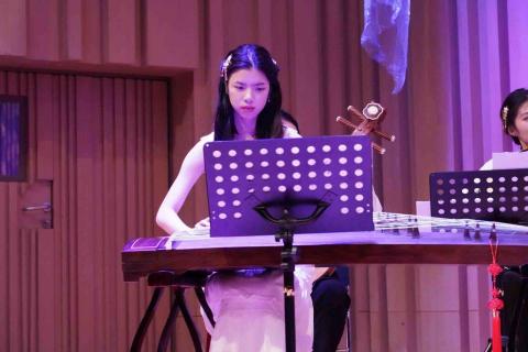 陳寧（古箏教學/演出/主持） - 班級展演