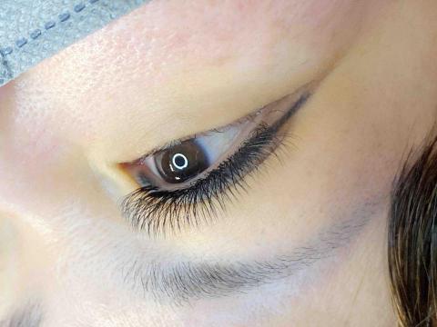 媮柔美顏中心 - 四葉草美睫 濃密款圓眼款