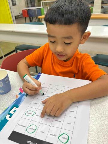 安晶彤 - 幼兒美語教學