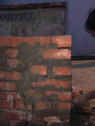 大廣全能拆除 - 工地週邊鄰居協助砌磚