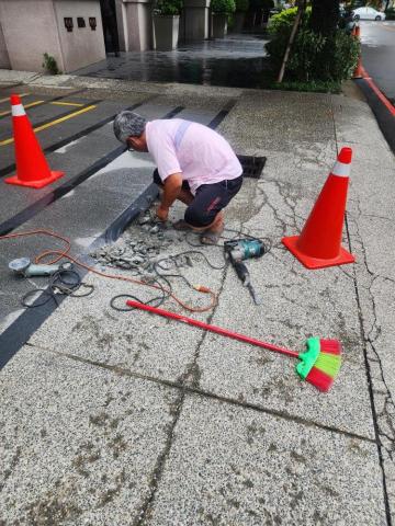 郭圓圓 - 抿石子隆起 郭圓圓 - 抿石子隆起