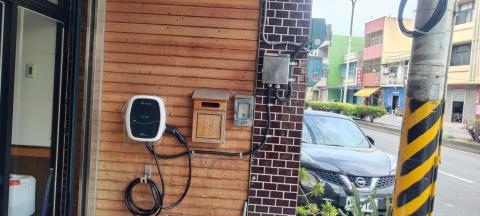 裡原企業(專辦電錶申請、充電樁規劃) - 家用充電樁安裝 裡原企業(專辦電錶申請、充電樁規劃) - 家用充電樁安裝