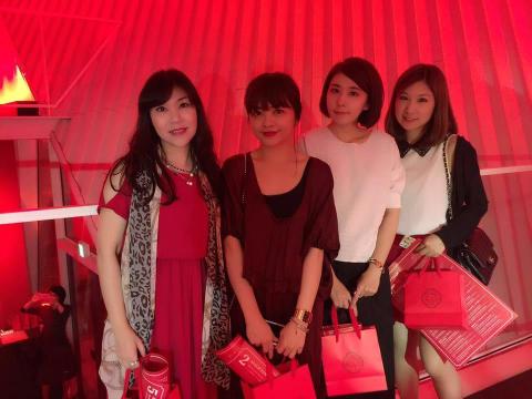 Lin - 日系美妝品牌彩妝品東京參訪團隨行逐步口譯，含：新品發表會全程內容、商品開發人員專訪、晚宴交流等。