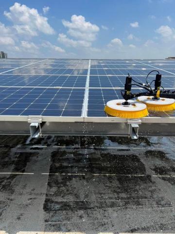 創順綠能企業社 - 太陽能板清洗
