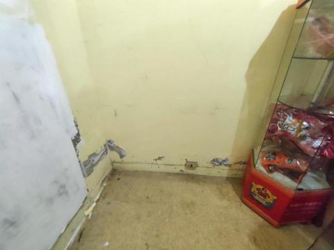 銓興油漆工程行 - 壁癌處施工中