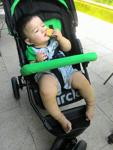 廣達國際企業 - 幼童接送  廣達國際企業 - 幼童接送