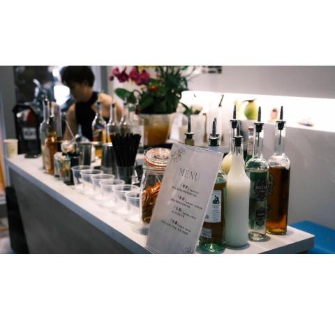 花式調酒師-吳冠宇（表演、酒會、外派調酒、影片工商、產品研發 - 