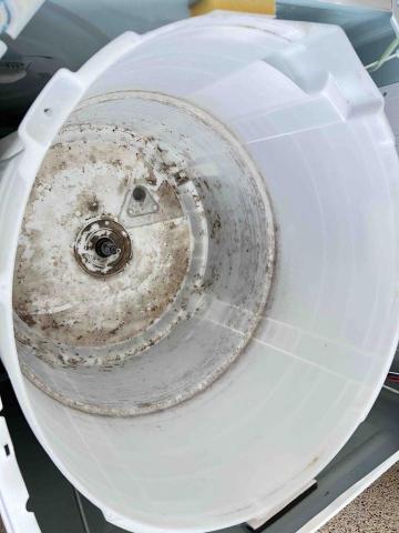 喜刷刷（冷氣、洗衣機清洗） - 施工前