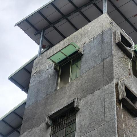 錩育有限公司 - 中和區-外牆防水施工前 錩育有限公司 - 中和區-外牆防水施工前