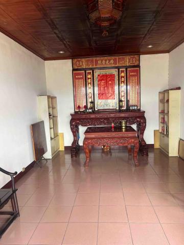 優迅拆運工程 - 神桌4F-採用吊掛方式下一樓 優迅拆運工程 - 神桌4F-採用吊掛方式下一樓