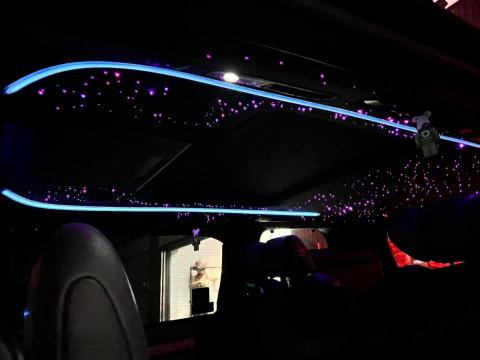 小秉阿法包車 - 