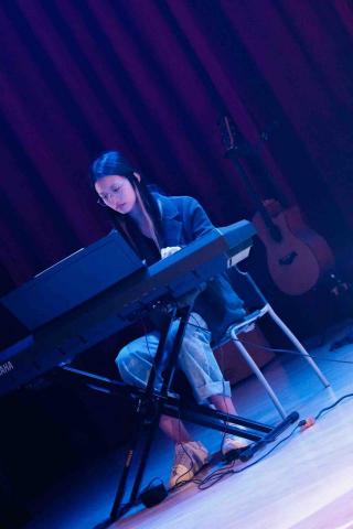 胡瑛淇 - 電子琴、鋼琴教學