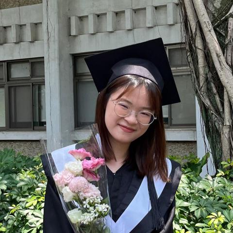 提供書法服務的專家Ariel Chen