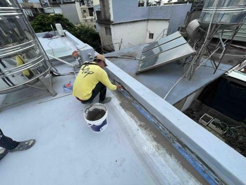 王正聰 - 頂樓。L角。斷水處理。防水布