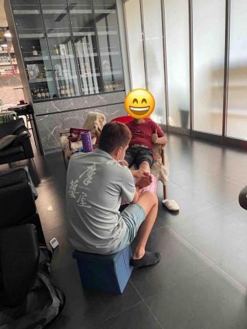 摩藝屋-傳統整復推拿｜骨盆回正訓練｜ - 到府腳底按摩保養