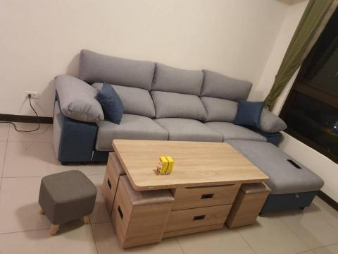 文華愛恩居家館 - 訂製沙發尺寸可改 顏色可訂製 座椅可划出30公分扶手有加贈小椅子