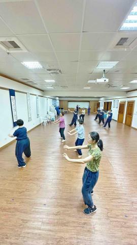 長洪武術虎尾訓練所 - 慈濟太極拳班練習實況