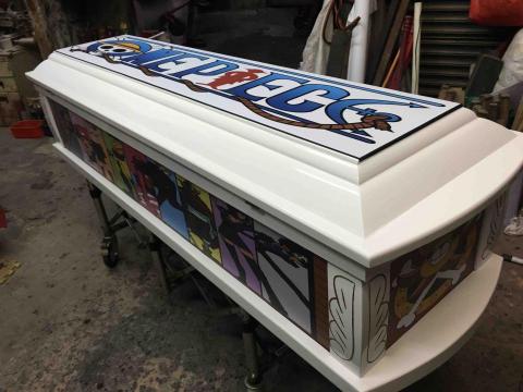 Dreamers設計 - 棺木客製化版面設計&製作