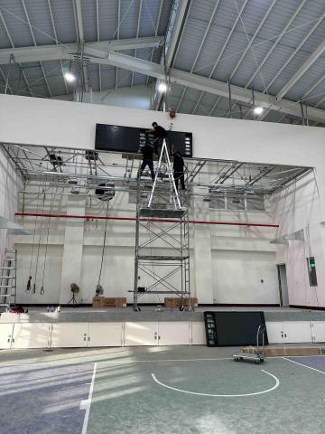 點亮您的家的柴柴師傅 - 體育場內大型跑馬燈