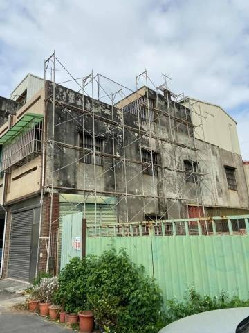 泓鈞室內裝修系統傢俱 - 