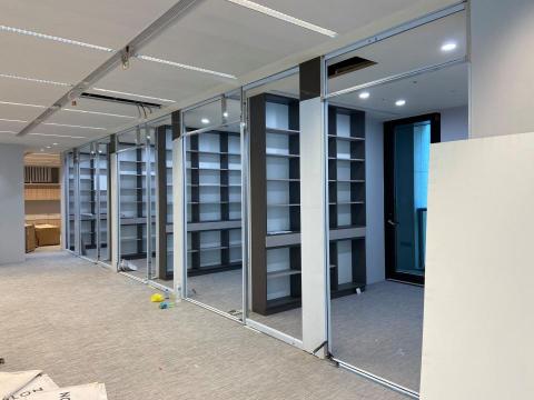 泓鈞室內裝修系統傢俱 - 