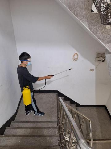 潘峙蓚 - 社區消毒