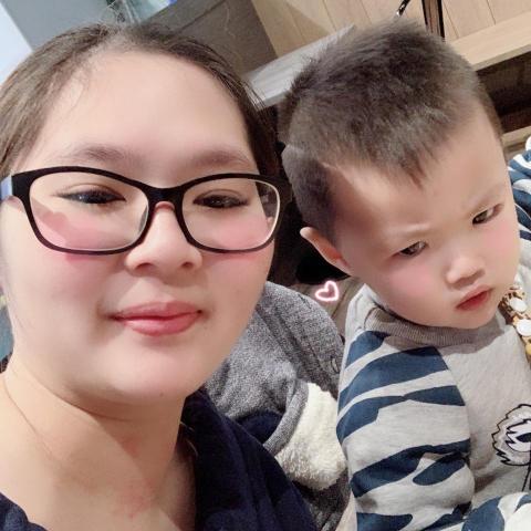 提供客服服務的專家💋多