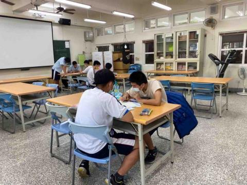 高宇晨 - 校內同儕輔導計畫