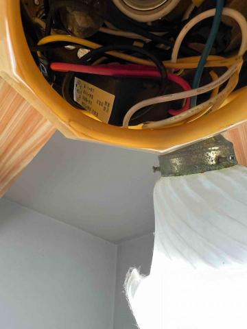 祺勝 - 北區
燈具三段式開關更換 祺勝 - 北區
燈具三段式開關更換