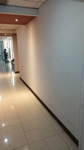 泰清潔居家生活 - 百貨商場清潔01

我們泰清潔有提供優質百貨商場的清潔，讓各位百貨業者您可以提供更優質且乾淨清潔的環境給客戶喔！