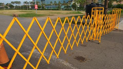 泰清潔居家生活 - 室外剪刀閘門油漆02