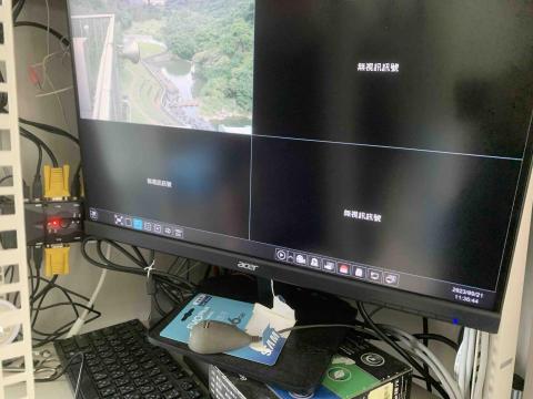 邱弘傑 - 監視器檢修