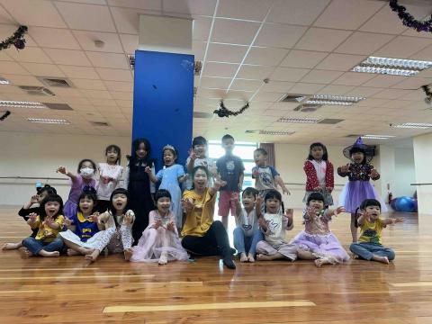 琳琳 - 五股運動中心幼兒Mv舞蹈