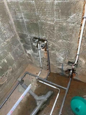 水電阿偉 - 浴室管路配置