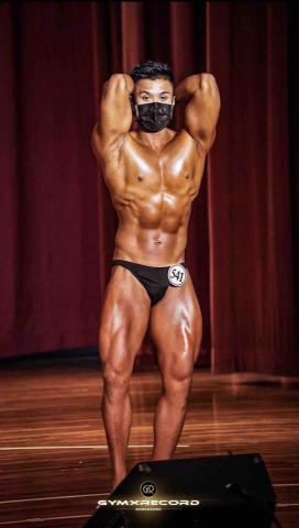 愛鉑齊亞健身房 - 目前本身訓練了 8年了 愛鉑齊亞健身房 - 目前本身訓練了 8年了