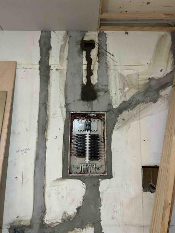 水電阿偉 - 開關箱維修