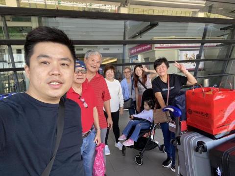 柏鴻騰 - 2 柏鴻騰 - 2