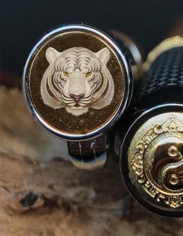 啟遠有限公司 - 鋼筆logo設計