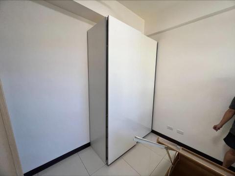 川沅工程_熊施工團隊 - 滑門衣櫃拆解組裝 川沅工程_熊施工團隊 - 滑門衣櫃拆解組裝