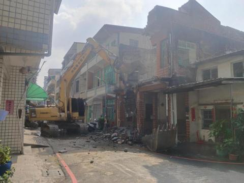 鴻升工程 - 高市公告危樓拆除工程 鴻升工程 - 高市公告危樓拆除工程