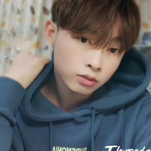 程老師 - 授課老師為本人