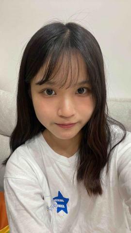 提供加權股價服務的專家花苡軒