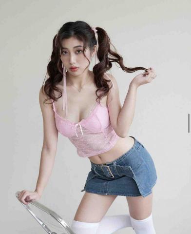 Amber Chen 妝髮造型師 - 甜辣風格妝髮