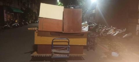 劉淼鑫 - 廢棄物