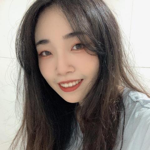 提供英文履歷修改ptt服務的專家莊心意